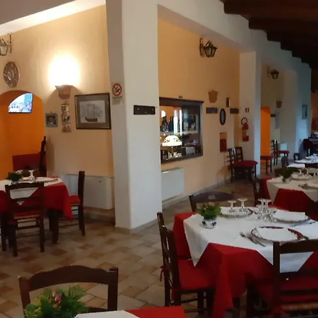 Al Giglio D'oro 3* Ruvo del Monte