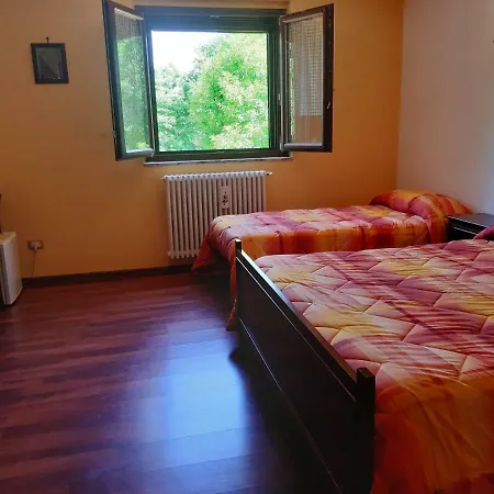 Al Giglio D'oro בית הארחה 3*