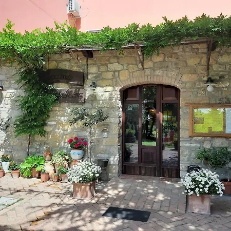 בית הארחה Al Giglio D'oro 3*