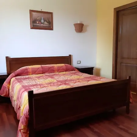 Al Giglio D'oro בית הארחה 3*